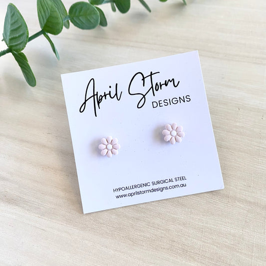 Daisy Stud Earrings - Light Pink