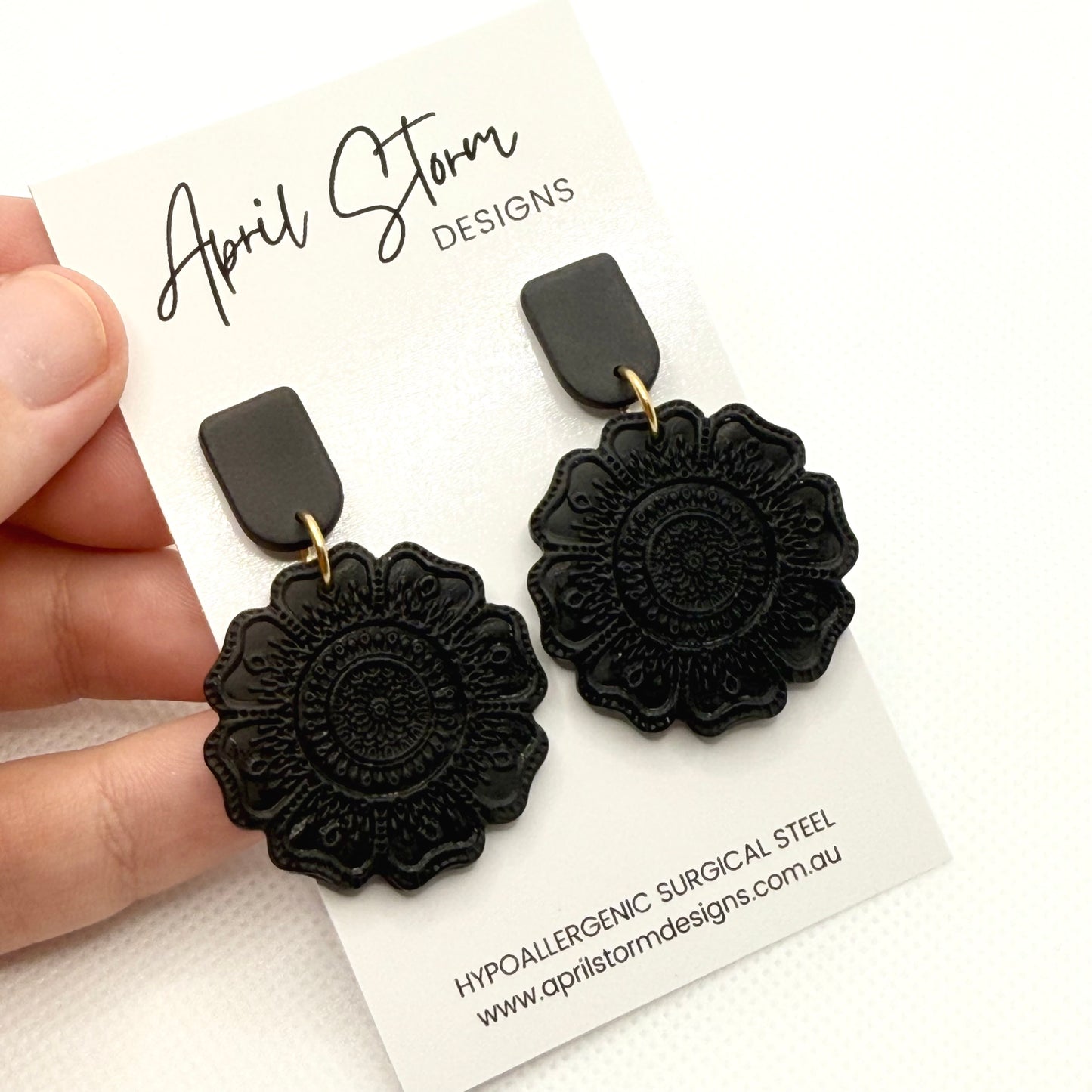 Statement Dangles - Black